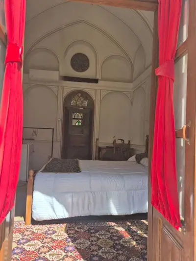 اقامتگاه سنتی زرتاج - واحد فیروزه