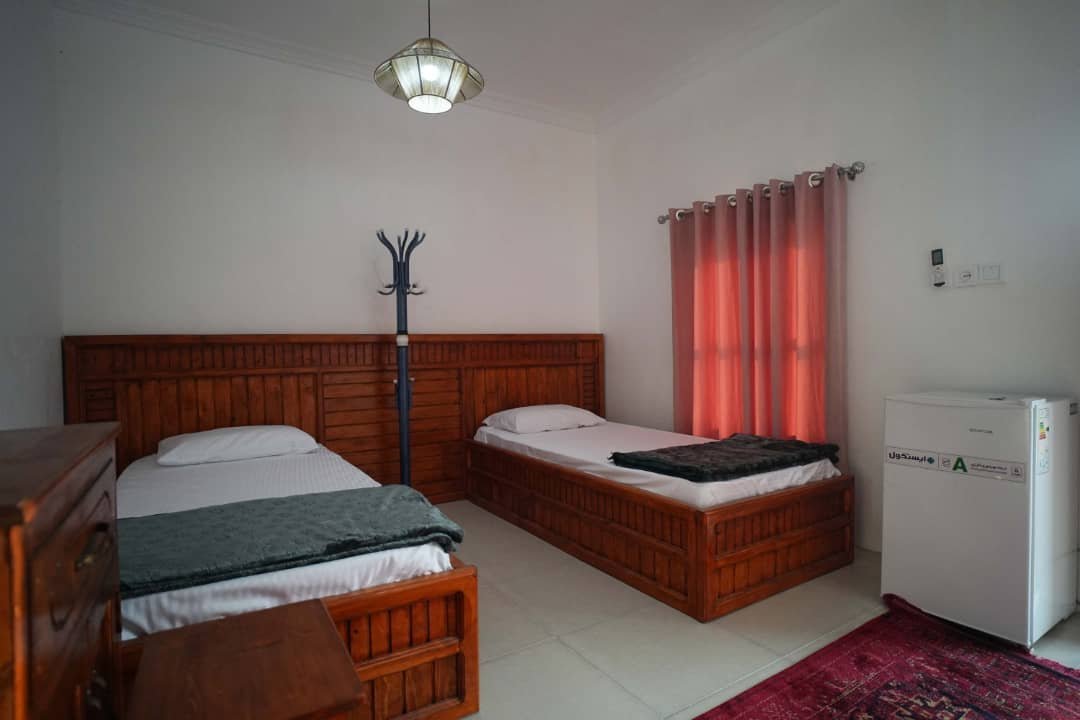 میرزا  - واحد دو تخته سینگل