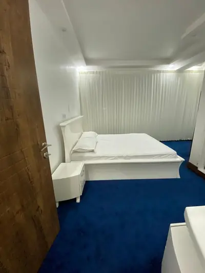 ویلا سه خوابه استخردار آبگرم عمارت سفید 1