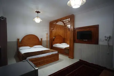 بومگردی میرزا - واحد چهارتخته