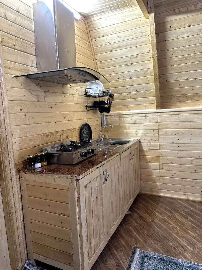 کلبه یک خوابه سوئیسی جکوزی دار ماهتو