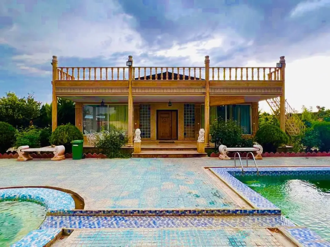 ویلا سه خوابه استخردار آبگرم ابریشم 1400