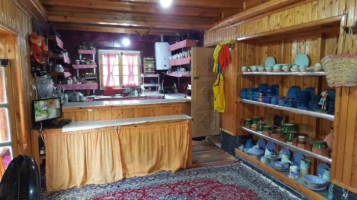 بوم گردی گیلاکو - واحد گیلوار