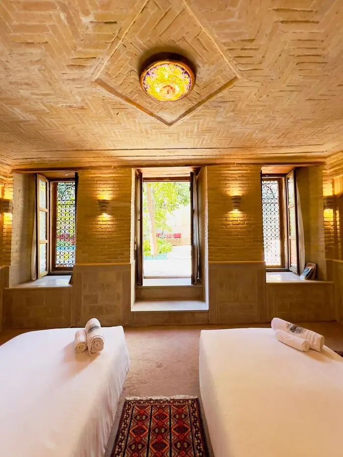 اقامتگاه سنتی خانه شیراز - واحد طارونه