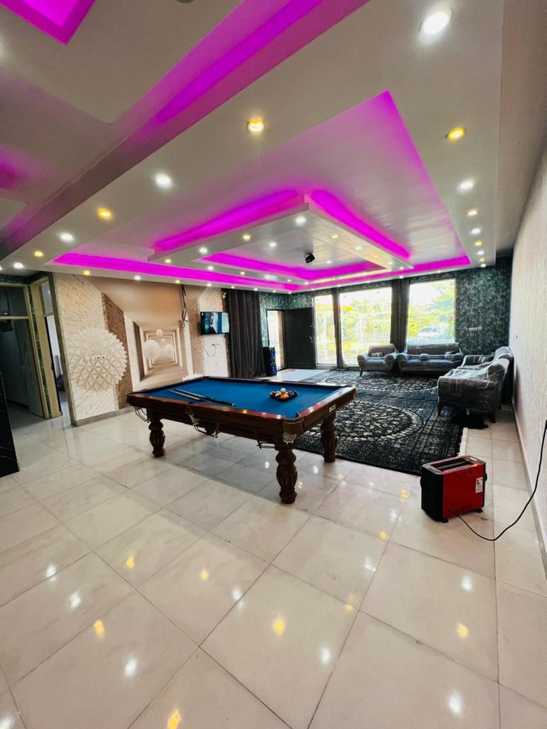 ویلا پنج خوابه استخردار آبگرم آی گل