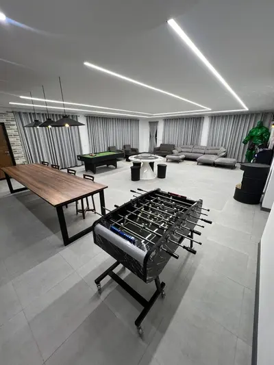 ویلا پنج خوابه استخردار آبگرم عمارت زارا