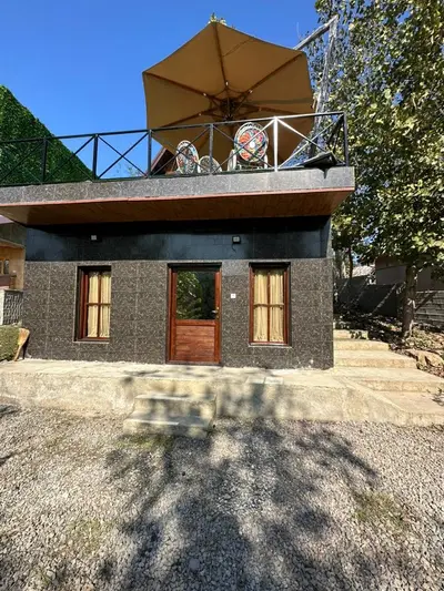 کلبه دوخوابه جنگلی شارقلت