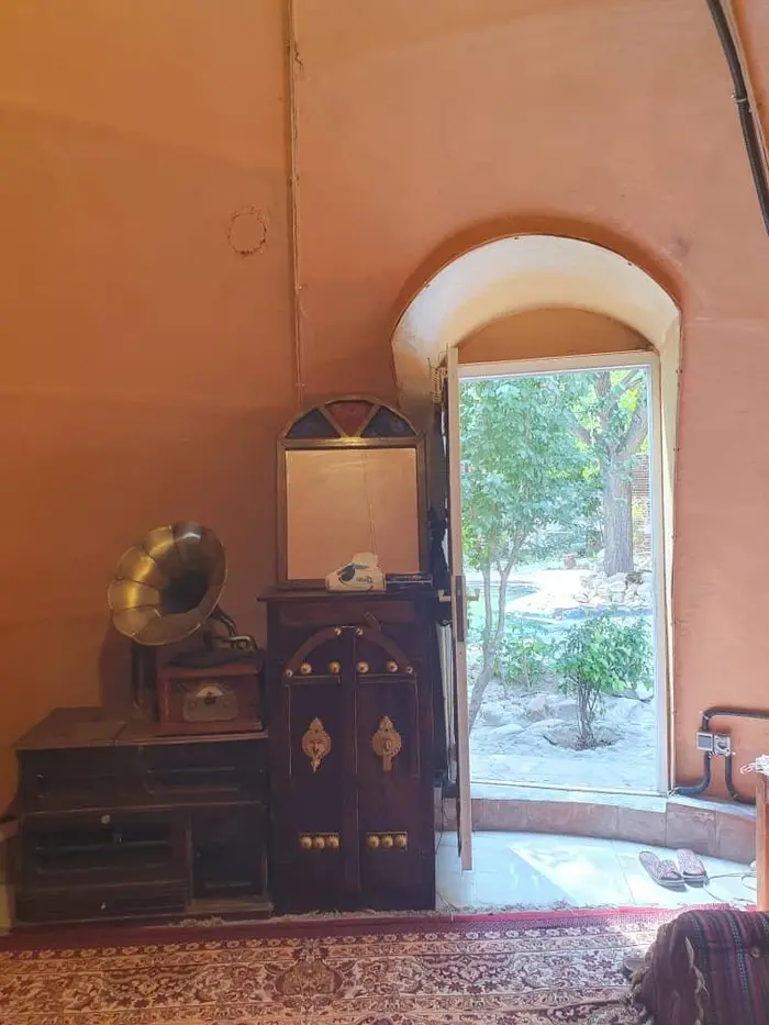 اقامتگاه سنتی رودافشان - واحد خونه گلی