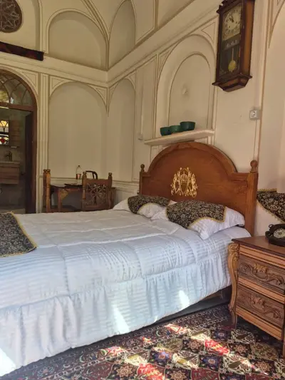 اقامتگاه سنتی زرتاج - واحد فیروزه