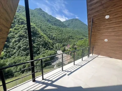 کلبه یک خوابه سوئیسی جنگلی ارکیده دوهزار