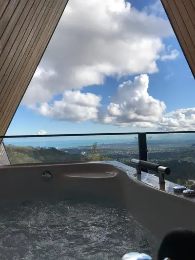 کلبه یک خوابه چوبی جکوزی دار سولی