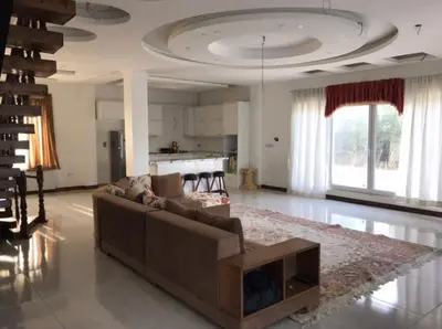 ویلا چهارخوابه تریپلکس پرشان