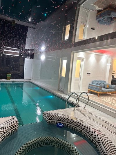 ویلا یک خوابه جنگلی استخردار آبگرم اسفندیاری