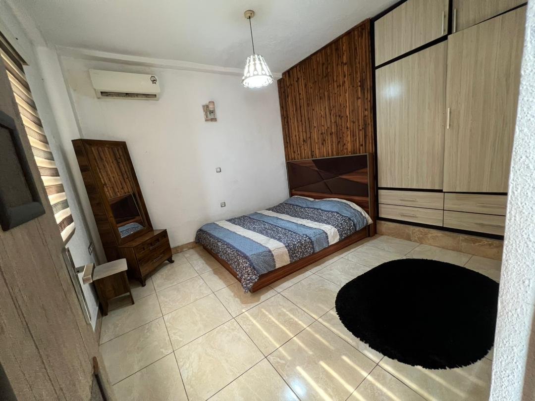 چهارخوابه استخردار آبگرم قرمز