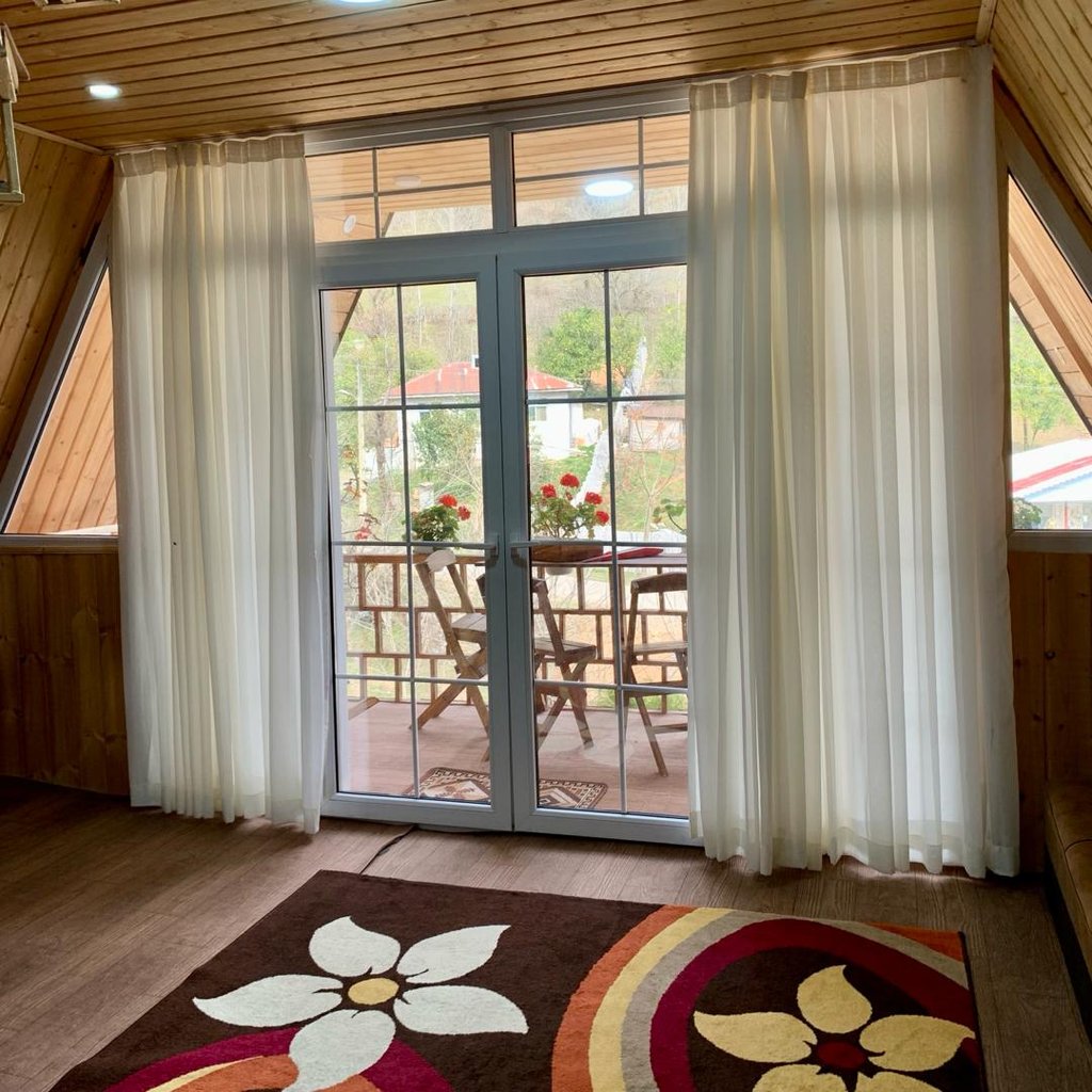 دوخوابه چوبی سوئیسی روما 1