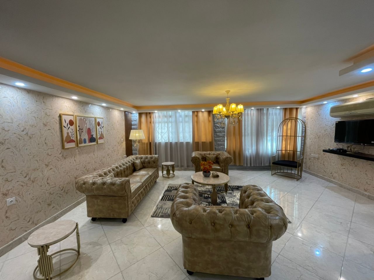 آپارتمان یک‌ خوابه جکوزی دار پریمیوم پلازا سعادت آباد 2