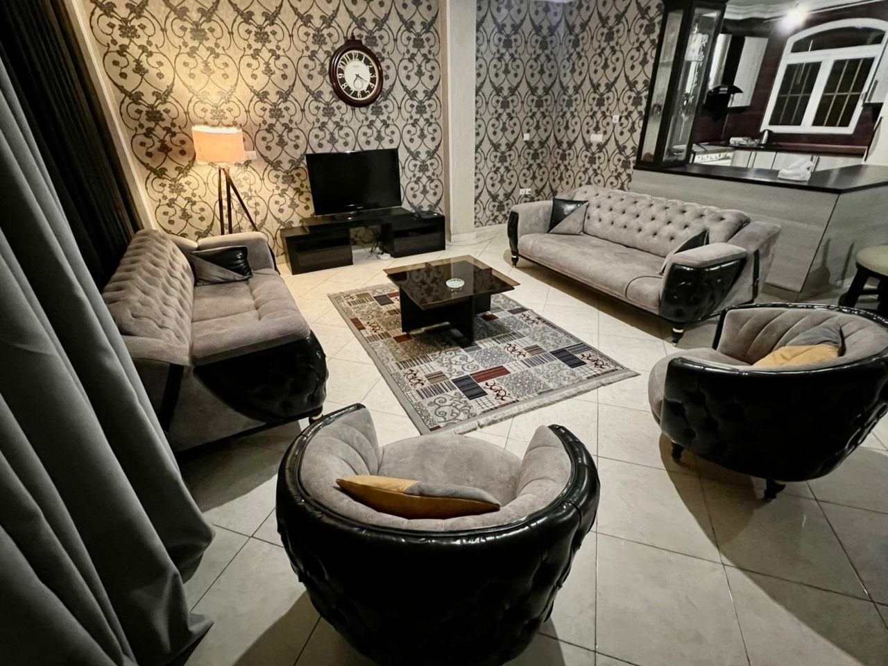 آپارتمان دوخوابه بهنام آیت الله کاشانی ۸