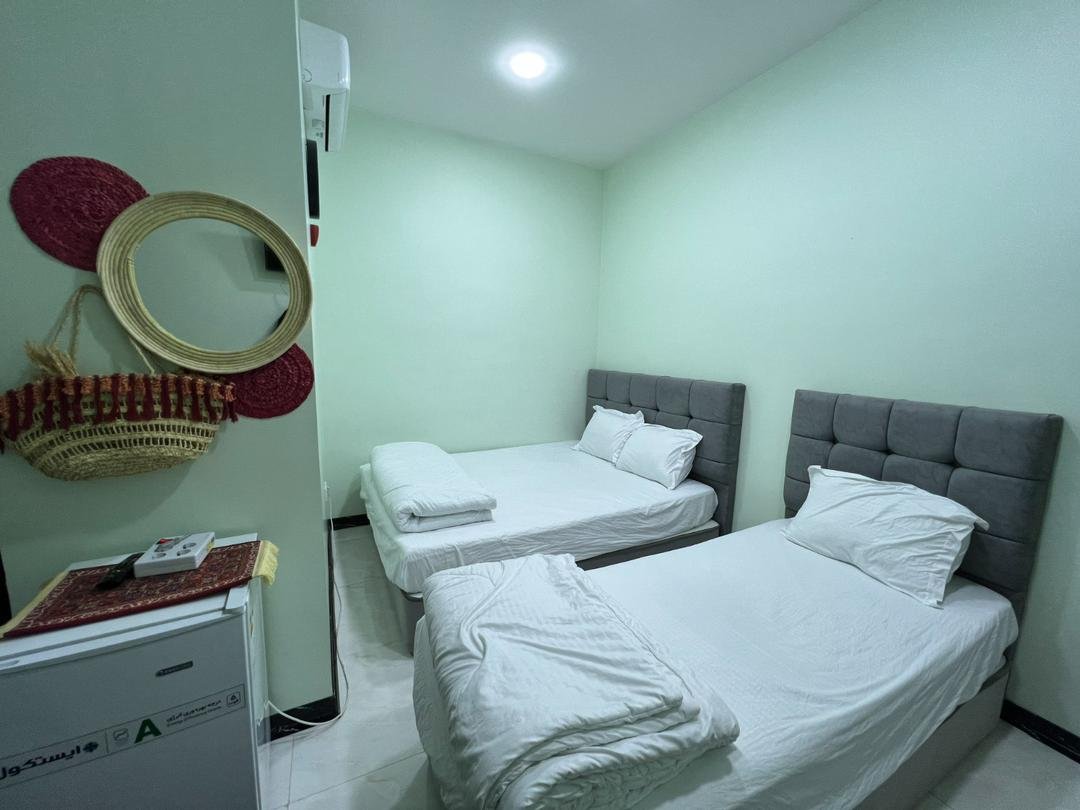 هاستل میرعماد - واحد سه تخته 8