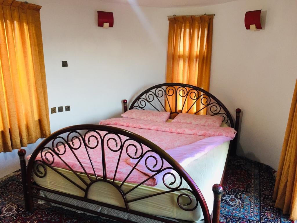 دوخوابه تاج ماه