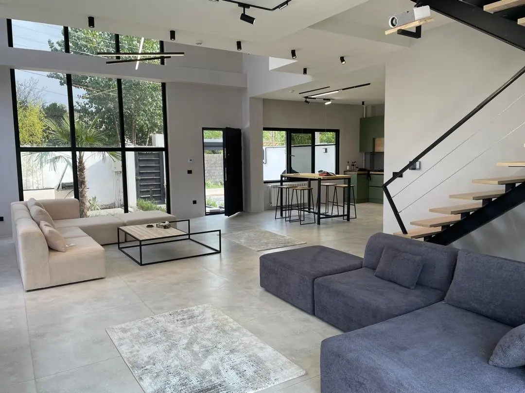 ویلا سه خوابه استخردار آبگرم حصیر