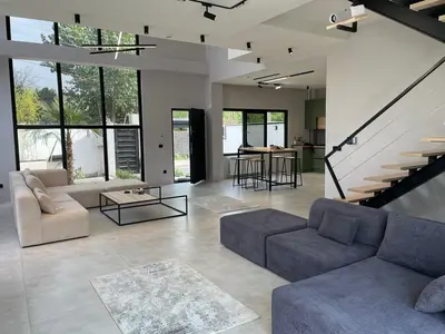 ویلا سه خوابه استخردار آبگرم حصیر