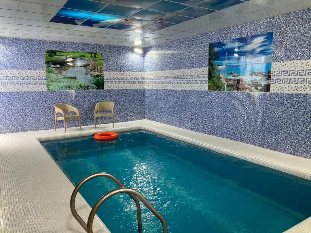 ویلا سه خوابه استخردار آبگرم نادر