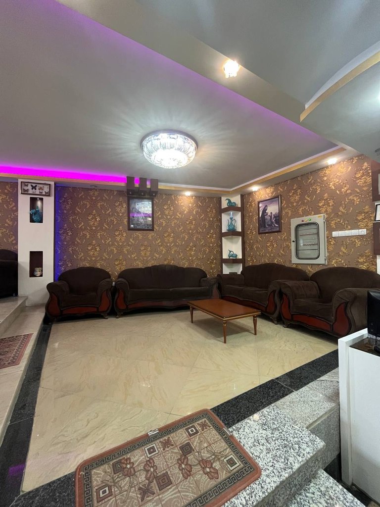 مجتمع اقامتگاهی سفیر - واحد سه تخته 302