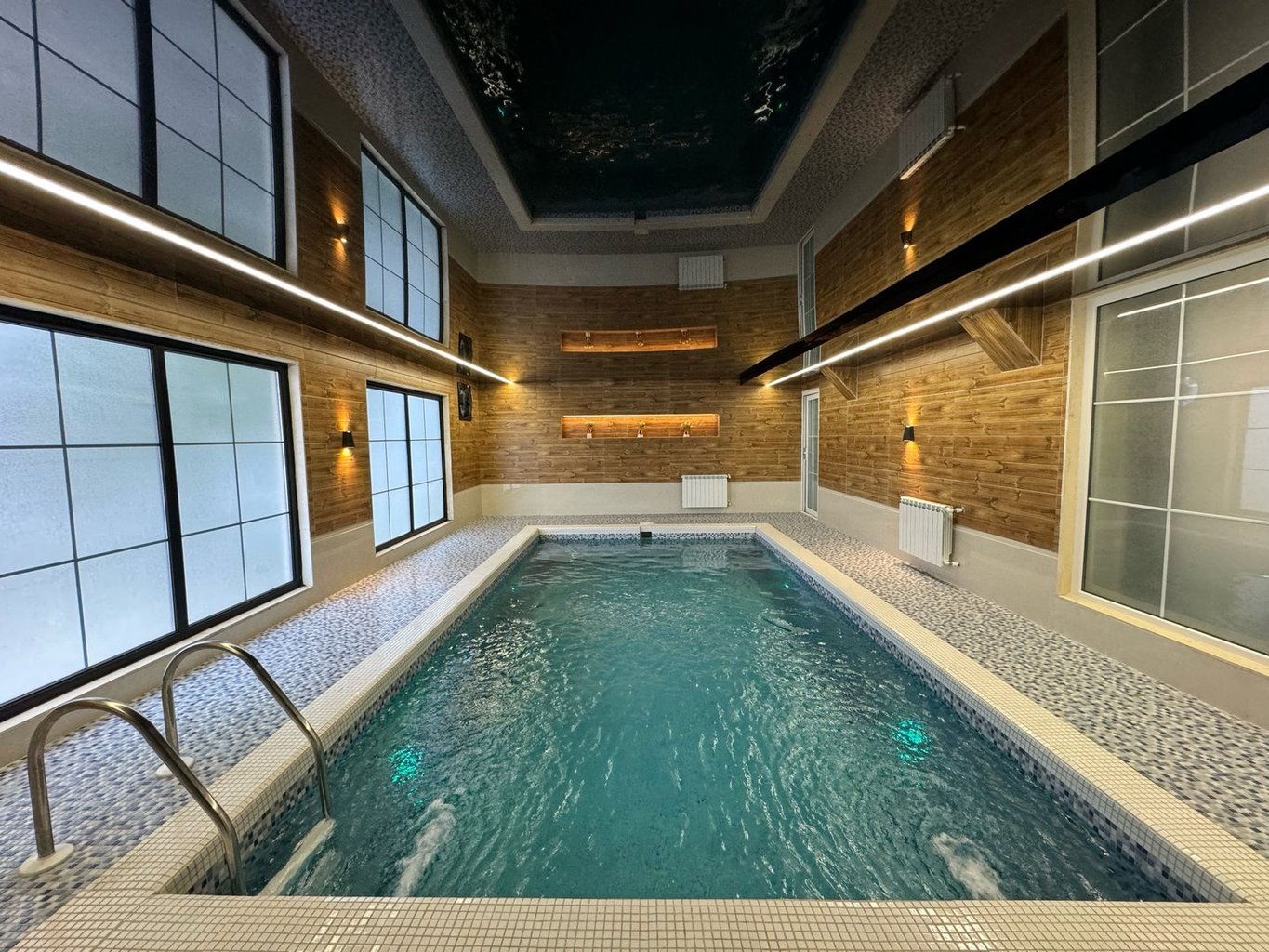 ویلا دوخوابه استخردار آبگرم سهیل 1