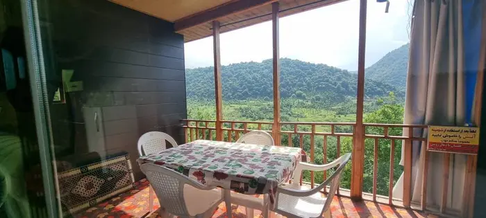 بوم گردی یک خوابه چوبی جکوزی دار تیکیش طبقه ۱