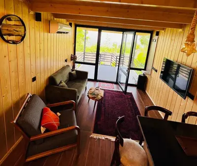 کلبه یک خوابه جکوزی دار باغِ بهشت دینارسرا