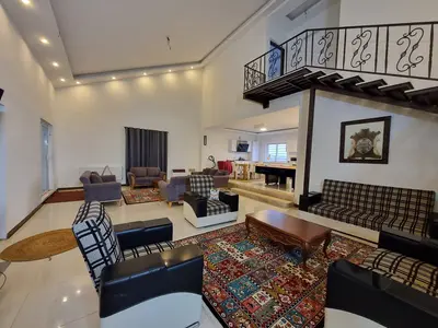 ویلا سه خوابه استخردار آبگرم قوی سفید 1