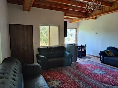 ویلا یک خوابه جنگلی شاهنشین