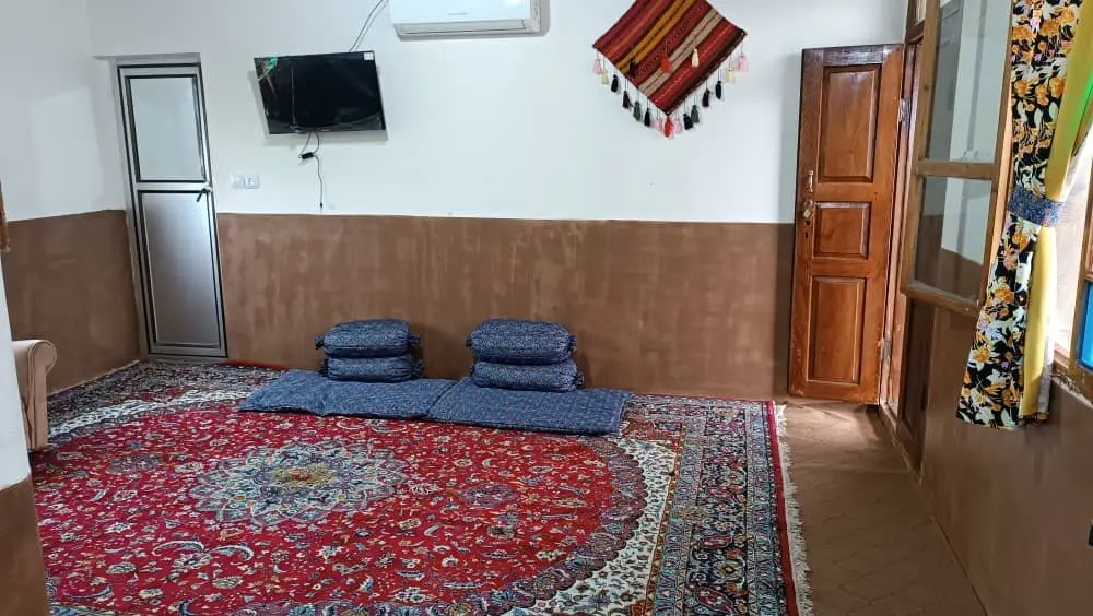 بوم گردی یک خوابه تمیشه - واحد تیکا