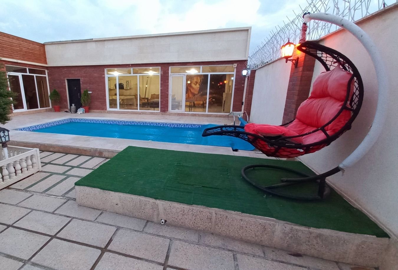 دوخوابه استخردار روستایی شقایق 1