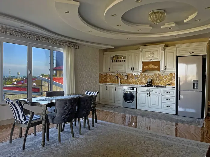 ویلا سه خوابه استخردار آبگرم قصر تمشک حراتی