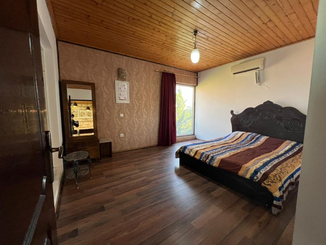 هشت خوابه استخردار پارک آبی آبگرم سبز