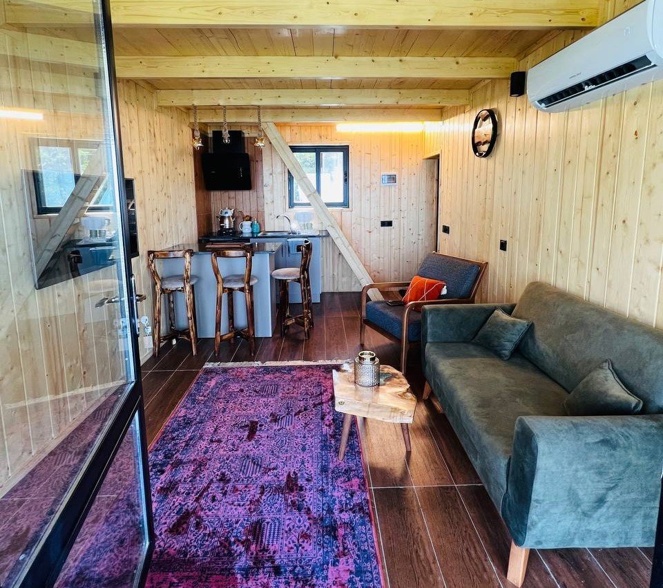 یک خوابه جکوزی دار باغِ بهشت دینارسرا