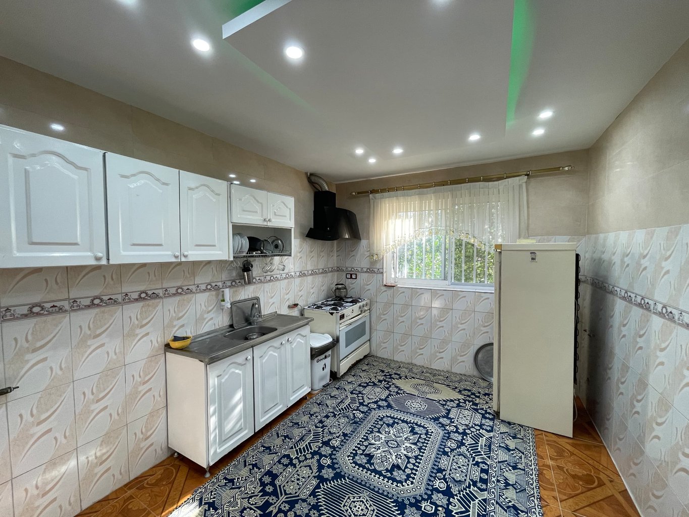 دوخوابه استخردار آبگرم رومئو 1