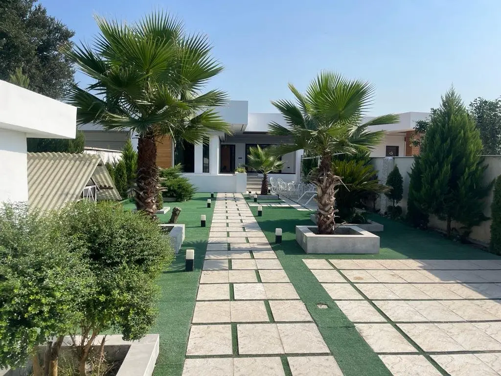 ویلا دوخوابه استخردار چهارفصل منوری -      ÷ 