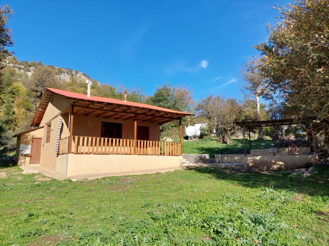 کلبه دوخوابه جنگلی آبشار سمبی