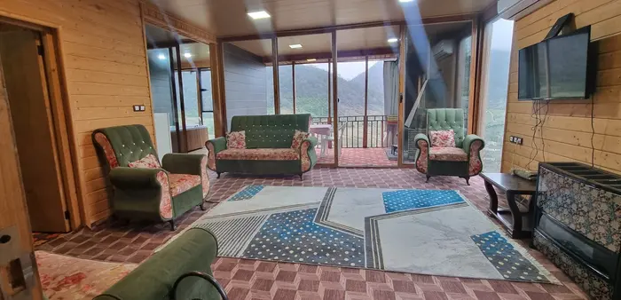 بوم گردی یک خوابه چوبی جکوزی دار تیکیش طبقه ۱