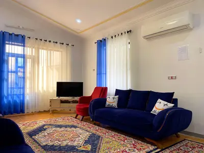 آپارتمان دوخوابه آرموئی