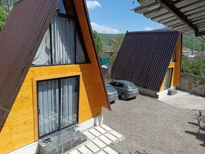 کلبه یک خوابه سوئیسی ترز واحد جکوزی دار آفتاب