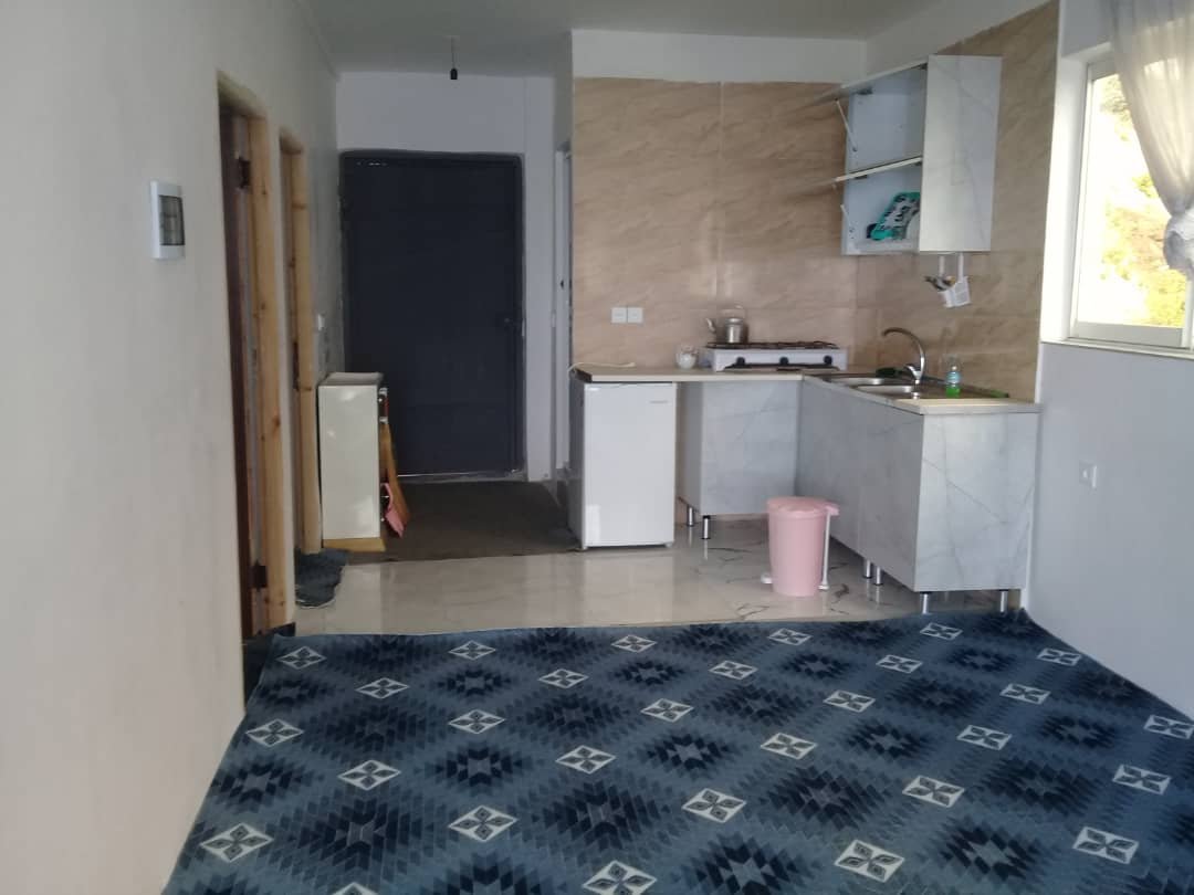 سوئیت دوخوابه کرمی 1