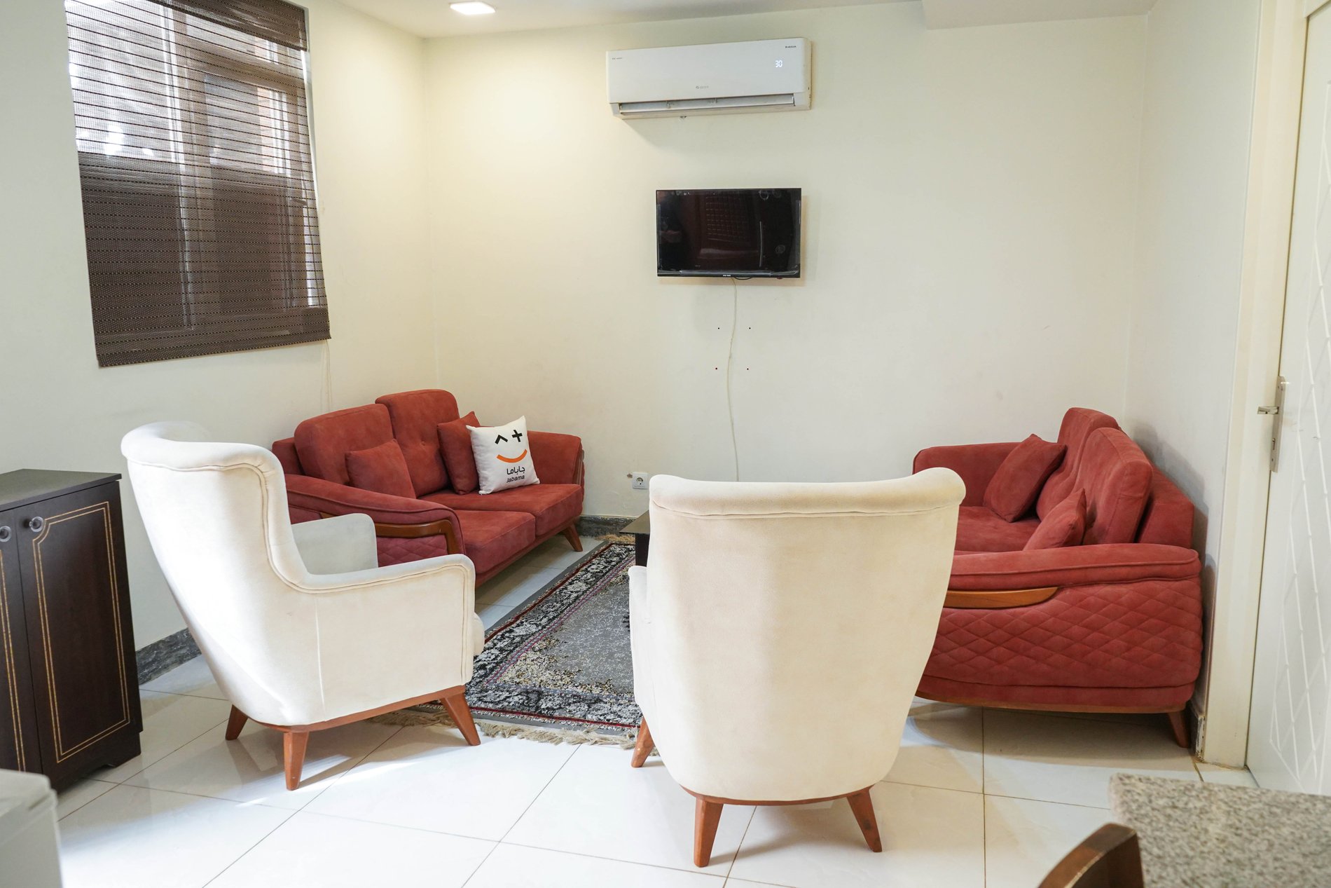 آپارتمان دوخوابه دنا ستارخان - واحد 2