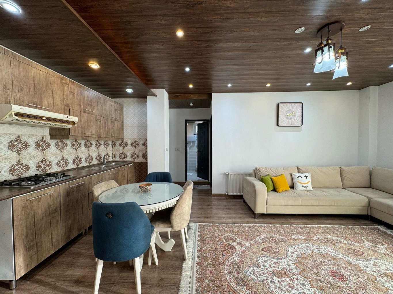 یک خوابه ساحلی افرا