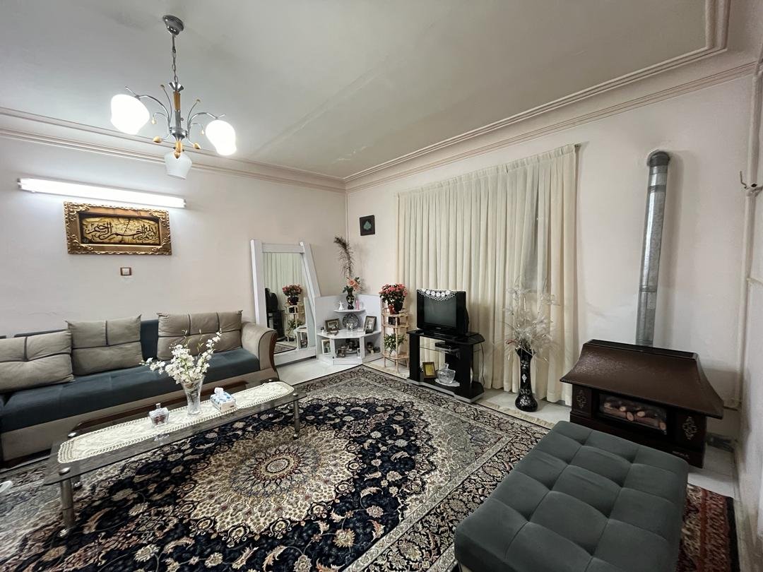 آپارتمان یک خوابه لاکانی