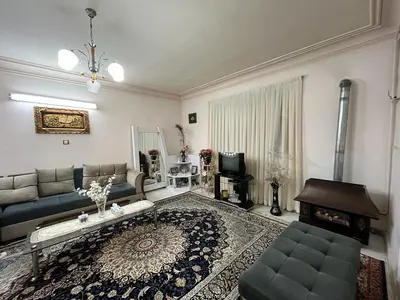 آپارتمان یک خوابه لاکانی