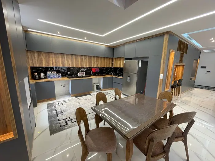 ویلا سه خوابه جنگلی استخردار آبگرم یانا