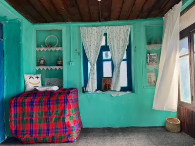 بومگردی گوهران - واحد صدف